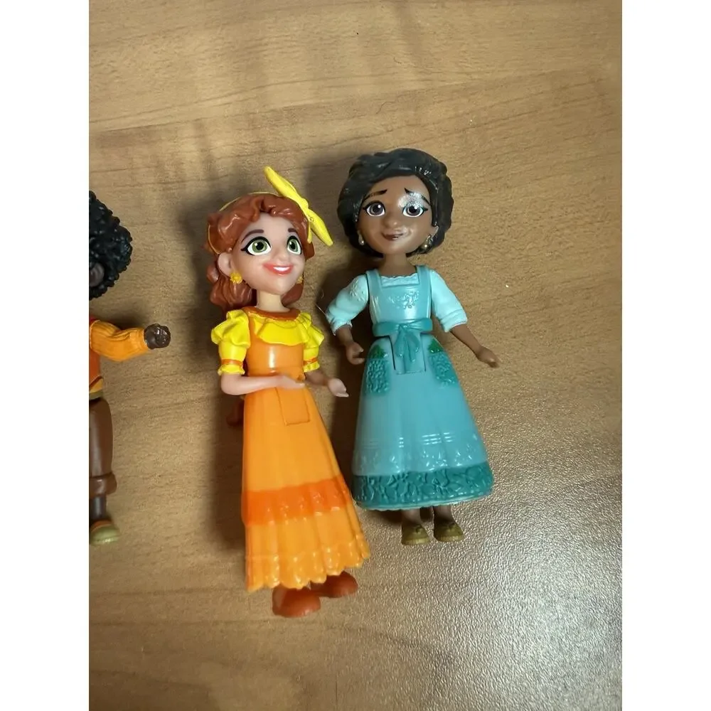 Encanto Figures Play Lot Miniature Mirabel And More Madrigals